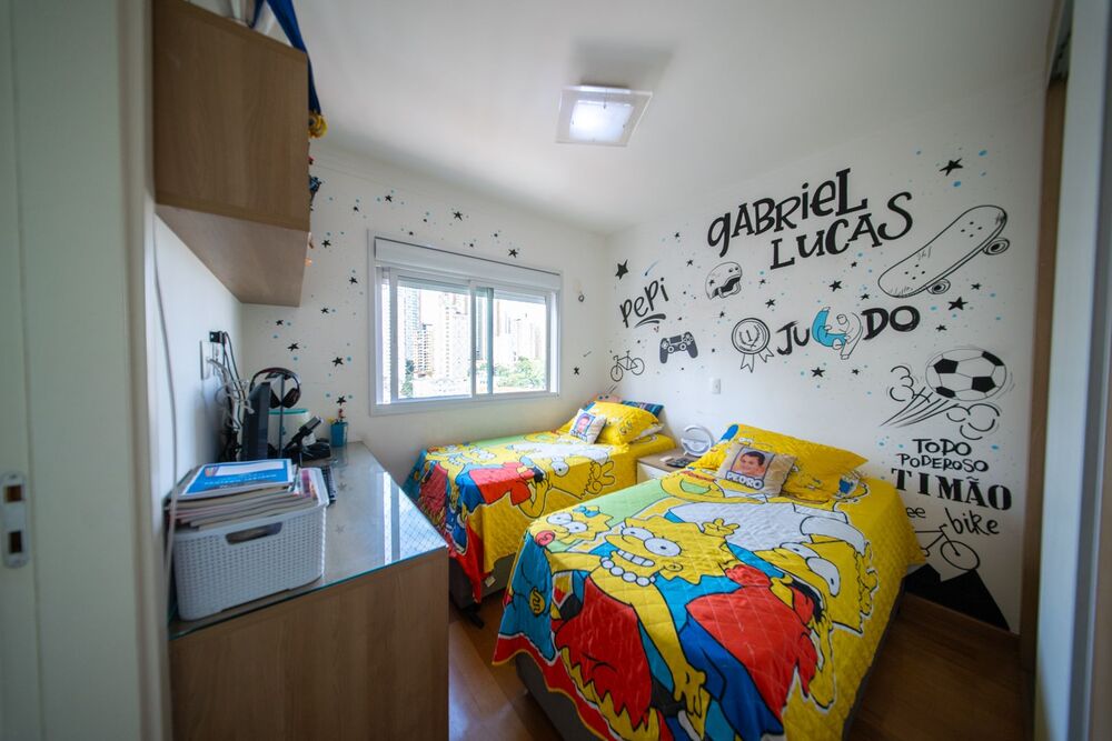 Apartamento à venda com 3 quartos, 180m² - Foto 19
