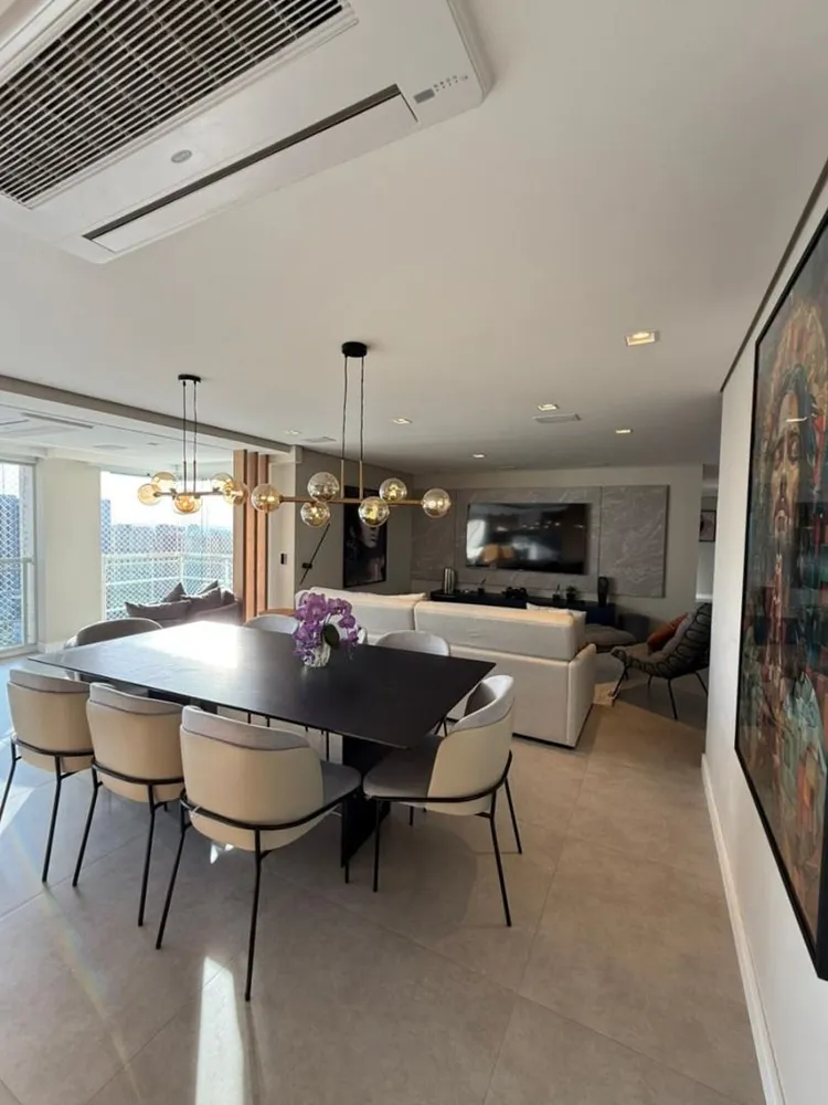 Apartamento, 3 quartos, 178 m² - Foto 1