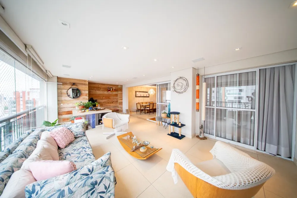 Apartamento, 3 quartos, 200 m² - Foto 1