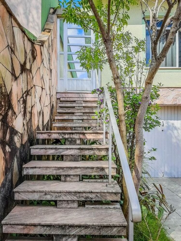 Casa, 3 quartos, 294 m² - Foto 1