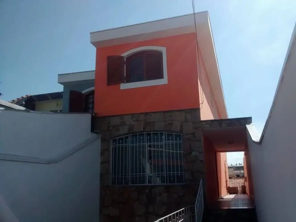 Sobrado, 4 quartos, 196 m² - Foto 1