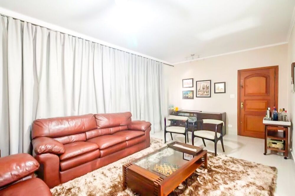 Sobrado à venda com 3 quartos, 350m² - Foto 1
