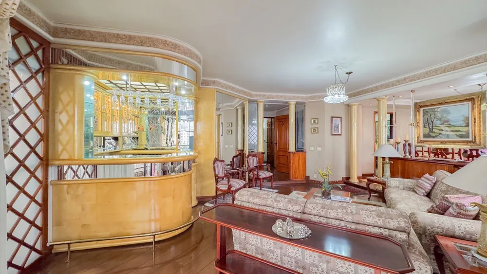 Apartamento, 3 quartos, 202 m² - Foto 1