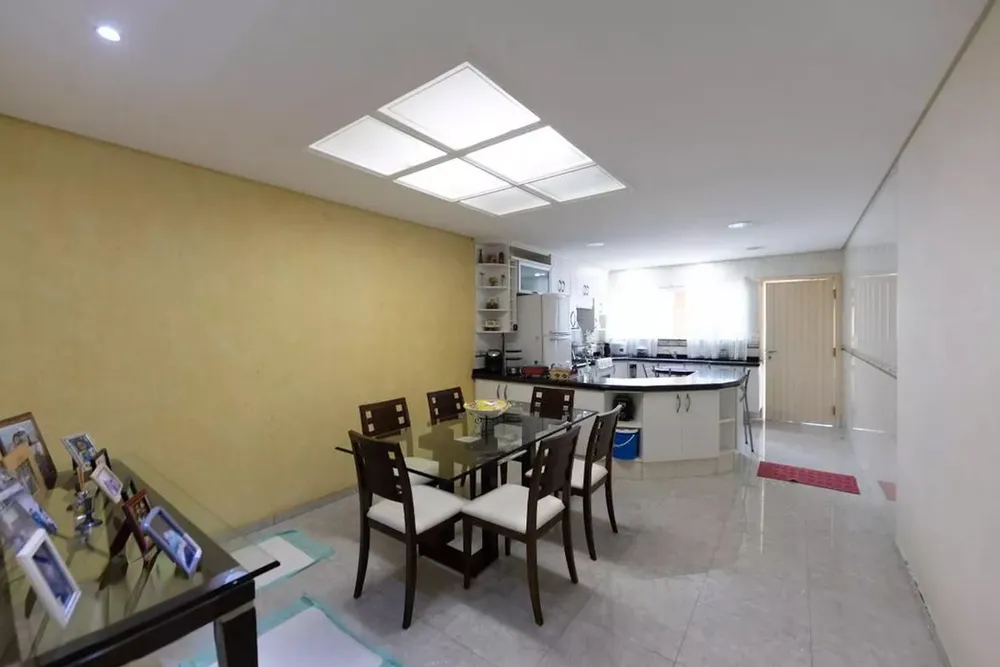 Sobrado, 3 quartos, 203 m² - Foto 3