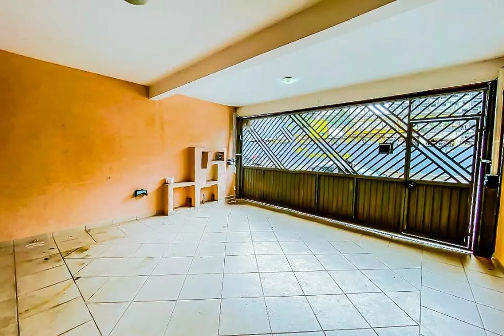 Sobrado, 3 quartos, 200 m² - Foto 1