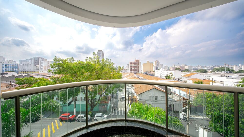 Apartamento para alugar com 3 quartos, 156m² - Foto 1
