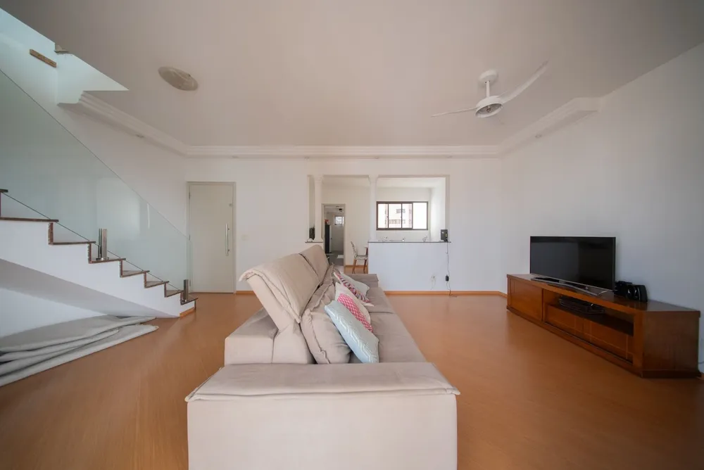 Cobertura, 3 quartos, 241 m² - Foto 3