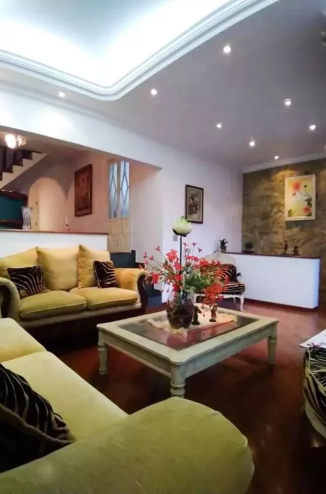 Sobrado, 4 quartos, 300 m² - Foto 1