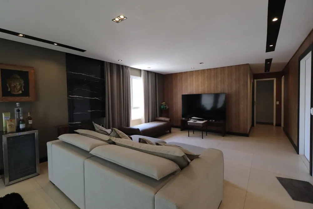 Apartamento, 3 quartos, 264 m² - Foto 2