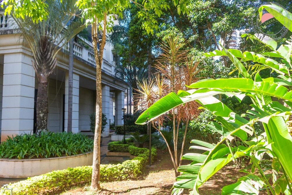 Apartamento à venda com 4 quartos, 198m² - Foto 18