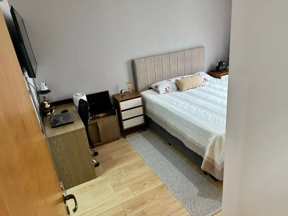 Apartamento à venda com 4 quartos, 164m² - Foto 2