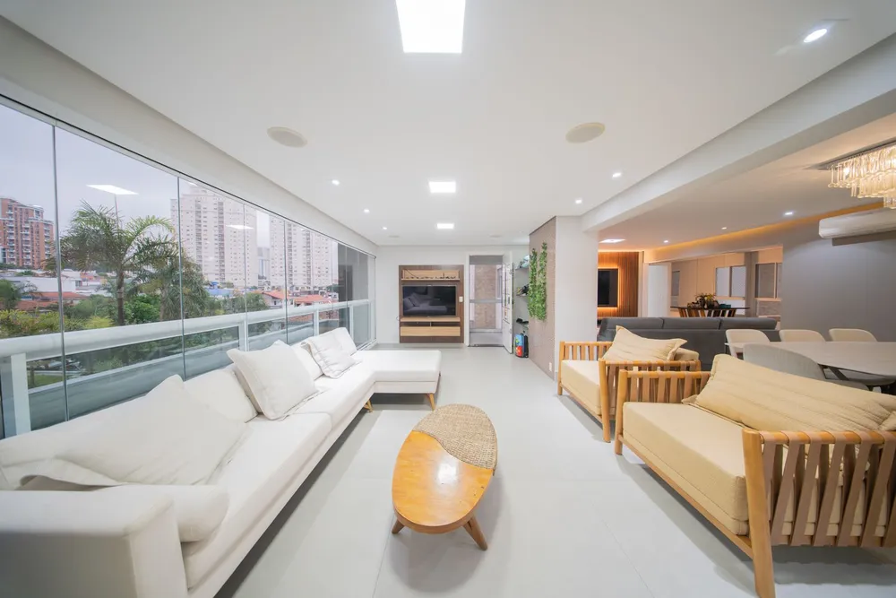 Apartamento, 3 quartos, 242 m² - Foto 1