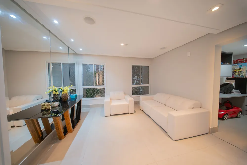 Apartamento, 3 quartos, 242 m² - Foto 4
