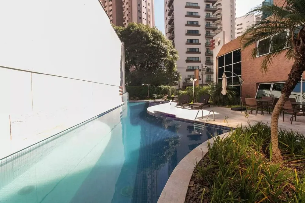 Apartamento, 3 quartos, 244 m² - Foto 2