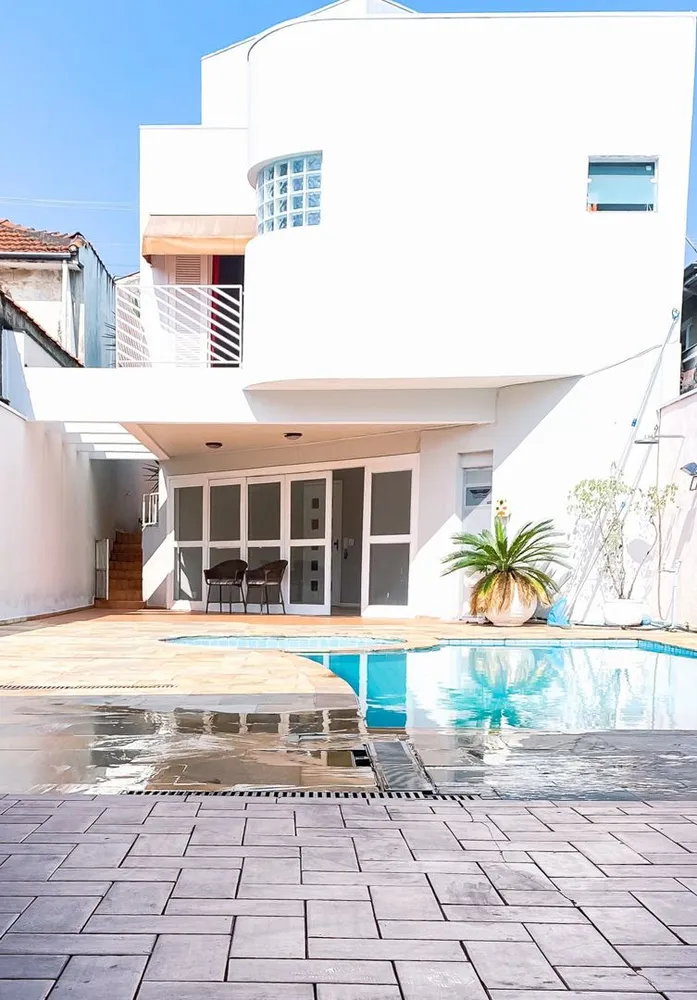 Sobrado, 3 quartos, 224 m² - Foto 1