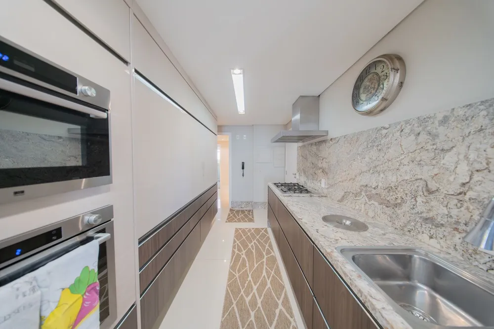 Apartamento, 3 quartos, 264 m² - Foto 2