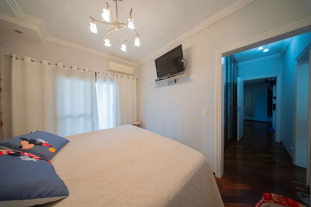 Apartamento, 3 quartos, 190 m² - Foto 2