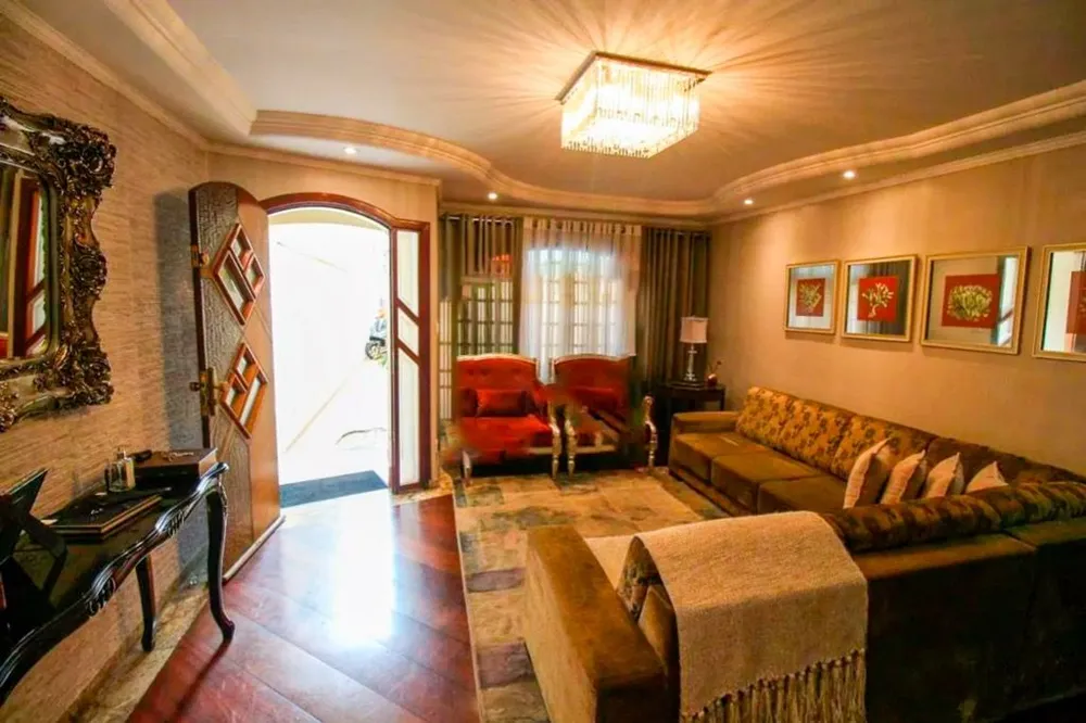 Sobrado, 3 quartos, 300 m² - Foto 1