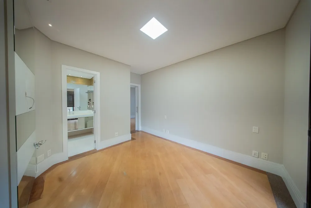 Apartamento, 3 quartos, 246 m² - Foto 9