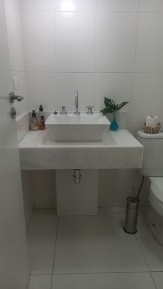 Apartamento à venda com 3 quartos, 76m² - Foto 2