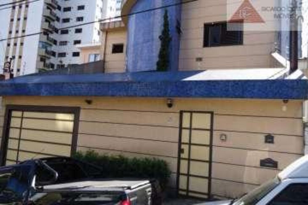 Sobrado à venda e aluguel com 4 quartos, 650m² - Foto 1