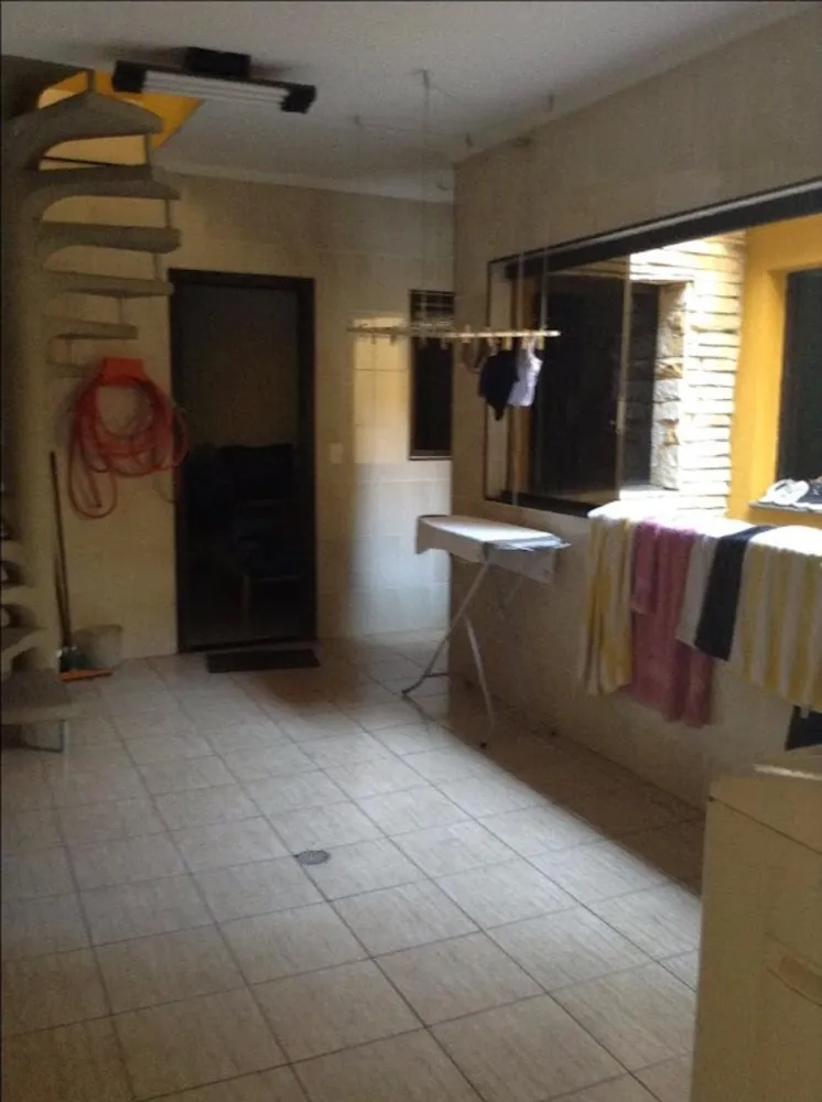 Sobrado, 4 quartos, 650 m² - Foto 1
