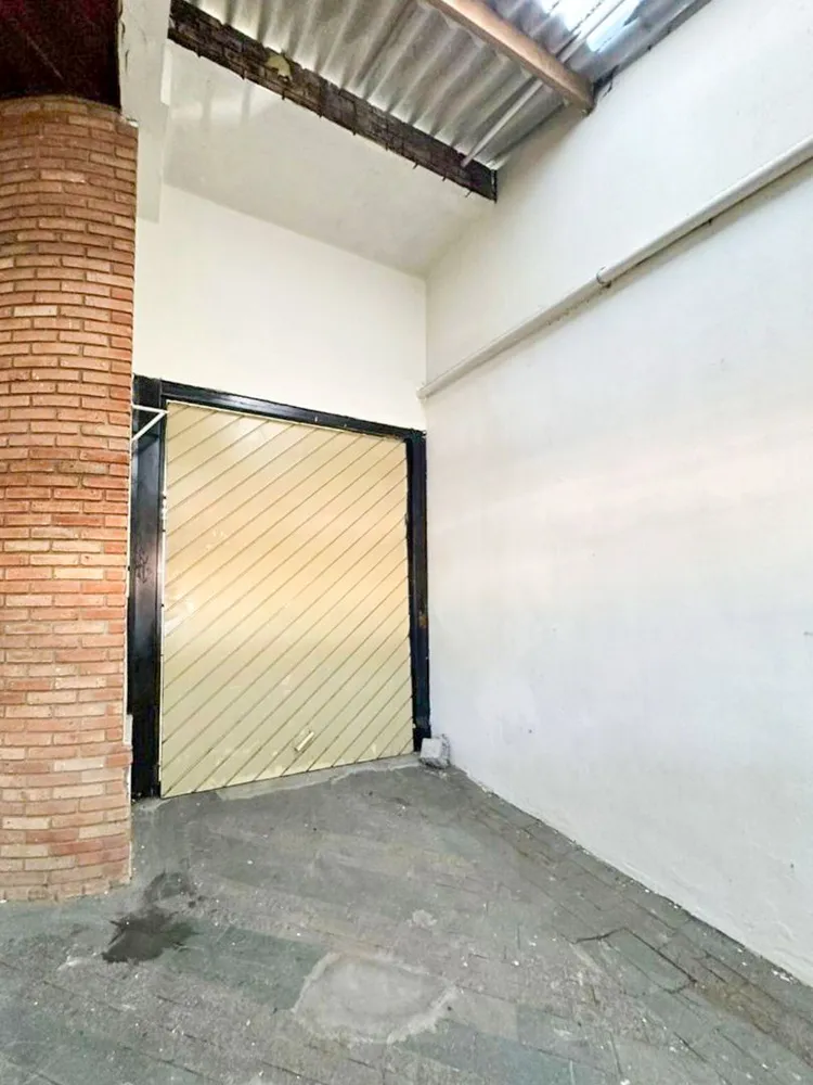 Depósito-Galpão, 700 m² - Foto 1