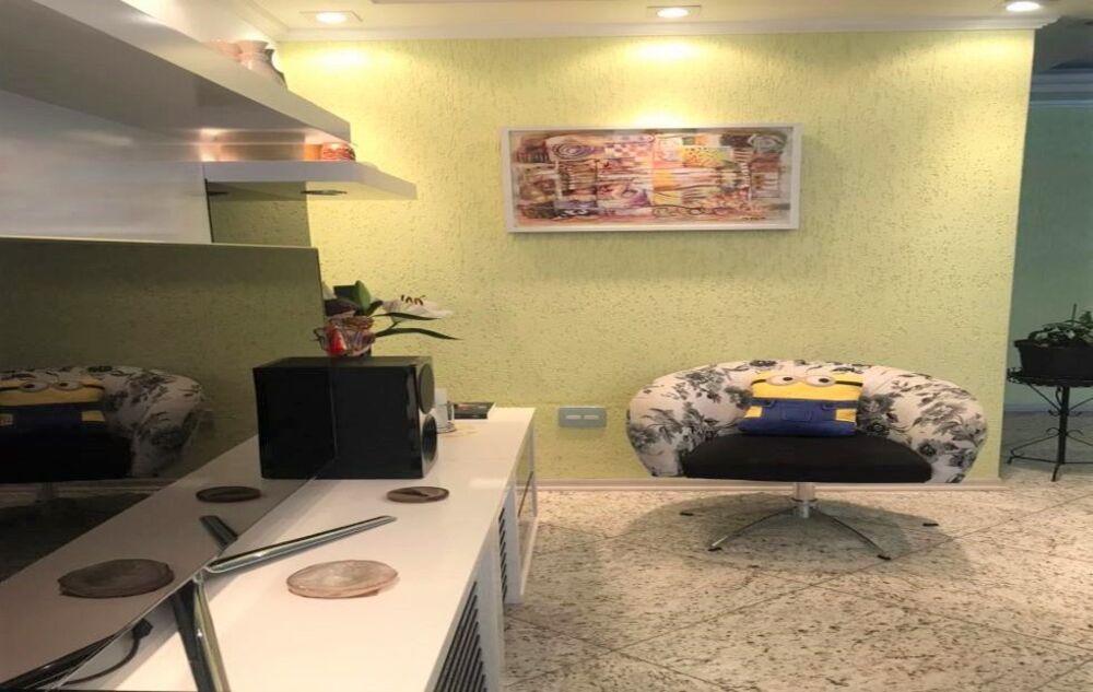 Apartamento à venda com 3 quartos, 115m² - Foto 1