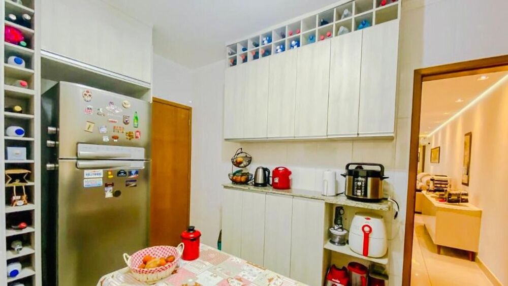 Sobrado, 3 quartos, 375 m² - Foto 2
