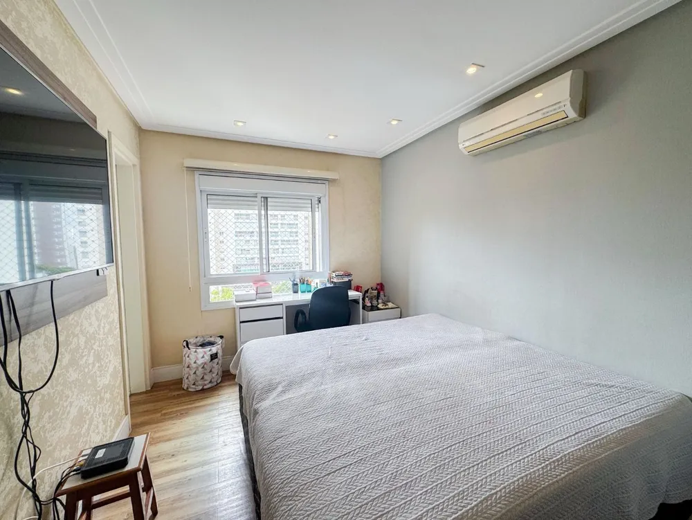 Apartamento, 4 quartos, 242 m² - Foto 12