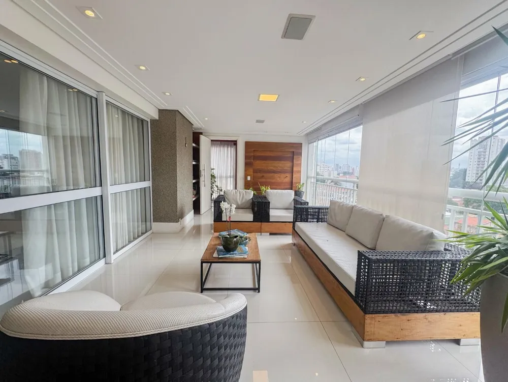 Apartamento, 4 quartos, 242 m² - Foto 1