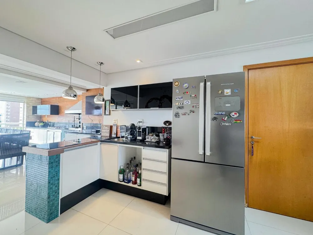 Apartamento, 4 quartos, 242 m² - Foto 5
