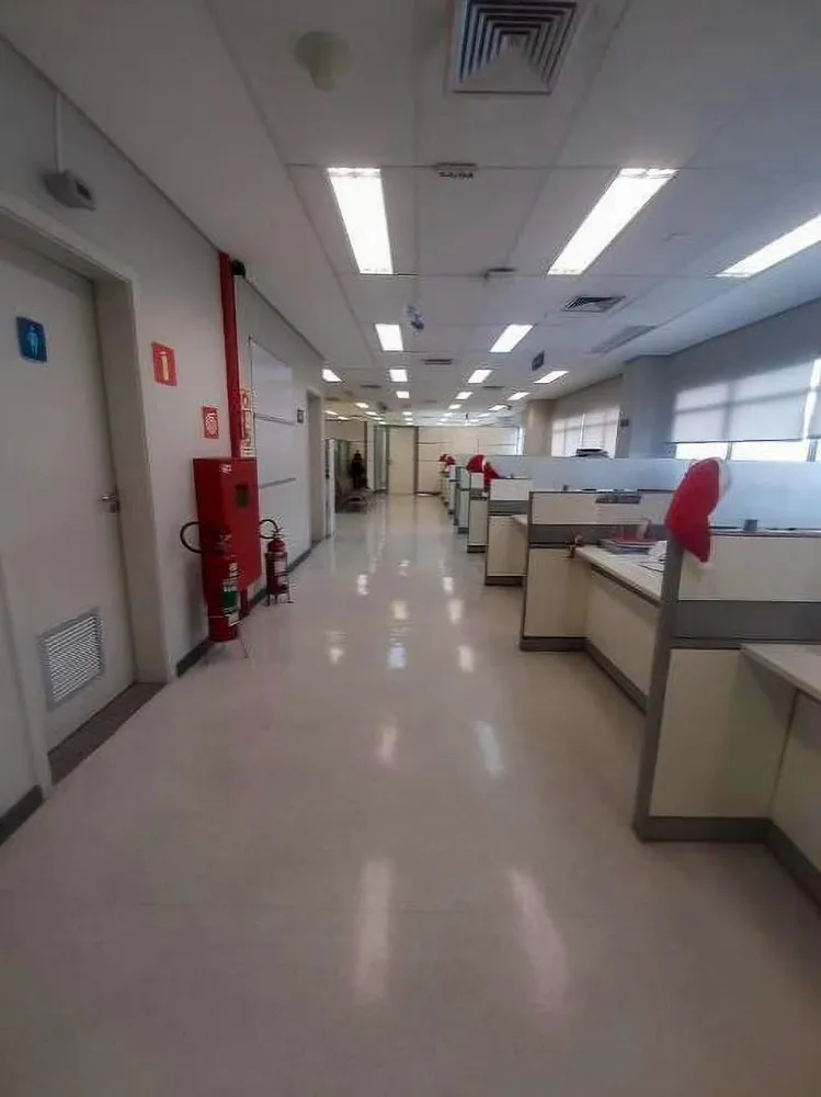Prédio Inteiro, 1813 m² - Foto 1