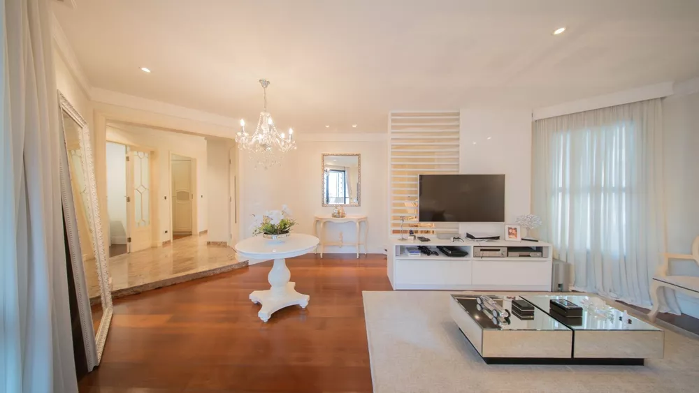 Apartamento, 3 quartos, 205 m² - Foto 1