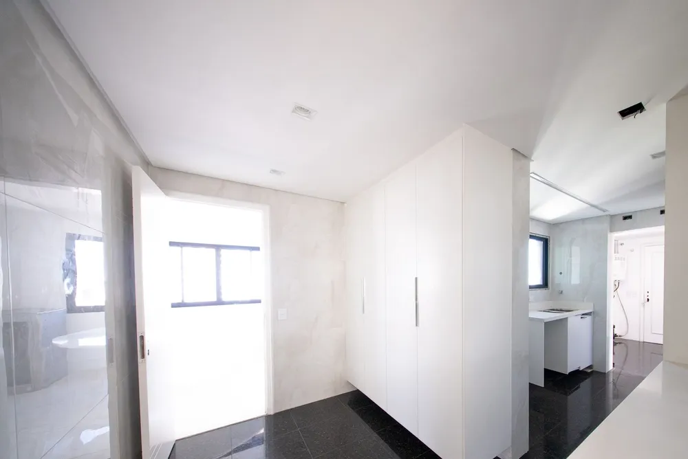 Cobertura, 3 quartos, 325 m² - Foto 2