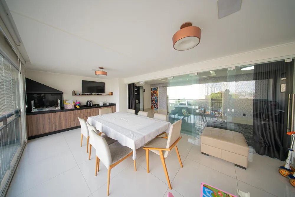 Apartamento, 3 quartos, 135 m² - Foto 1