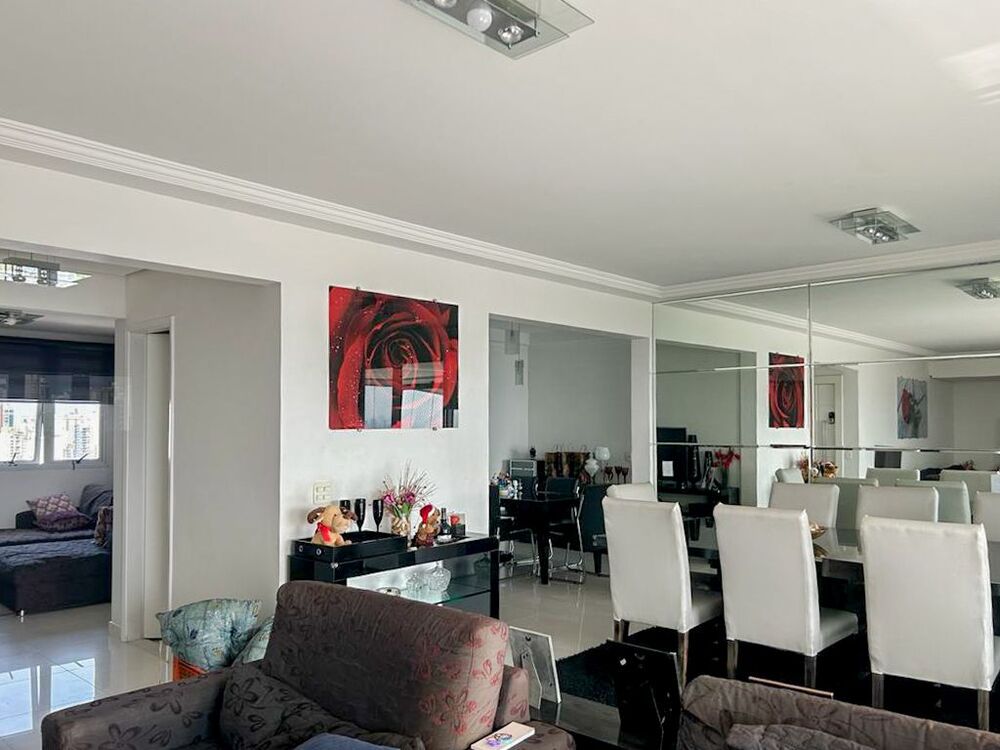 Apartamento, 3 quartos, 234 m² - Foto 1