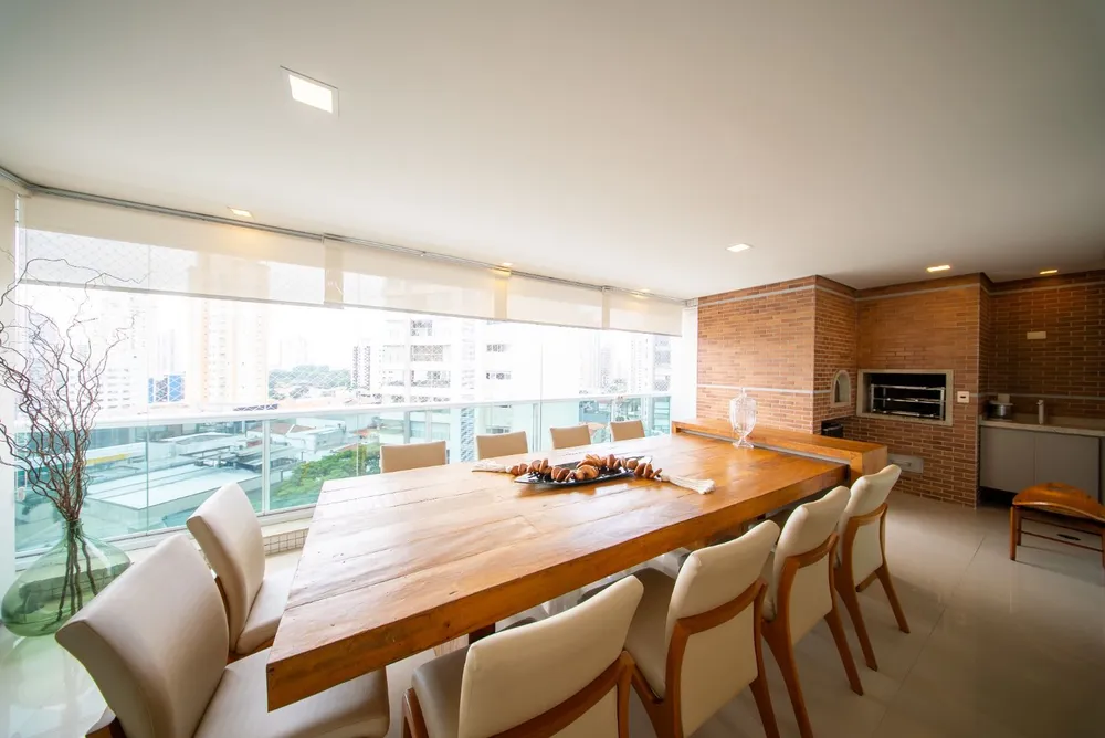 Apartamento, 4 quartos, 247 m² - Foto 2