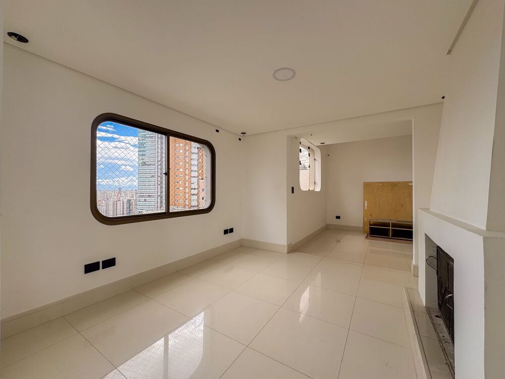 Cobertura à venda com 4 quartos, 324m² - Foto 4