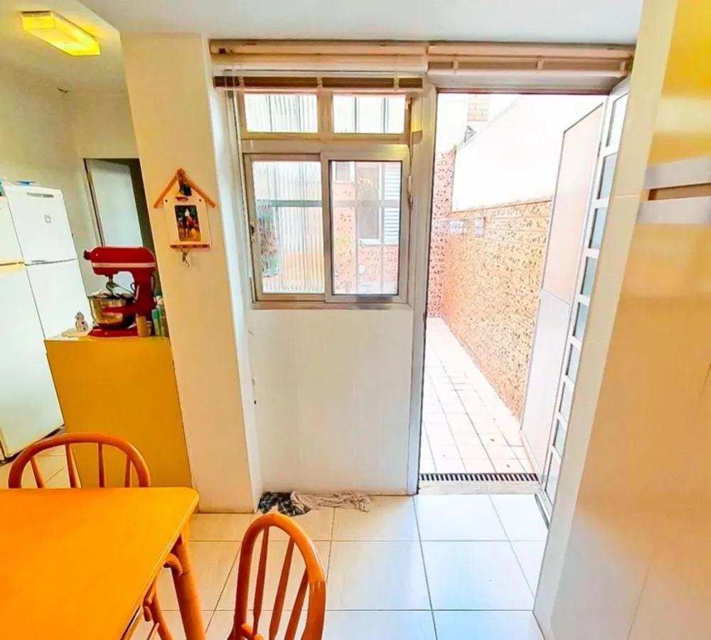 Sobrado, 4 quartos, 240 m² - Foto 3