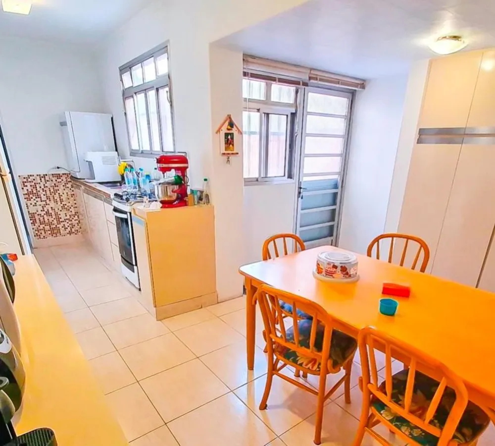 Sobrado, 4 quartos, 240 m² - Foto 2