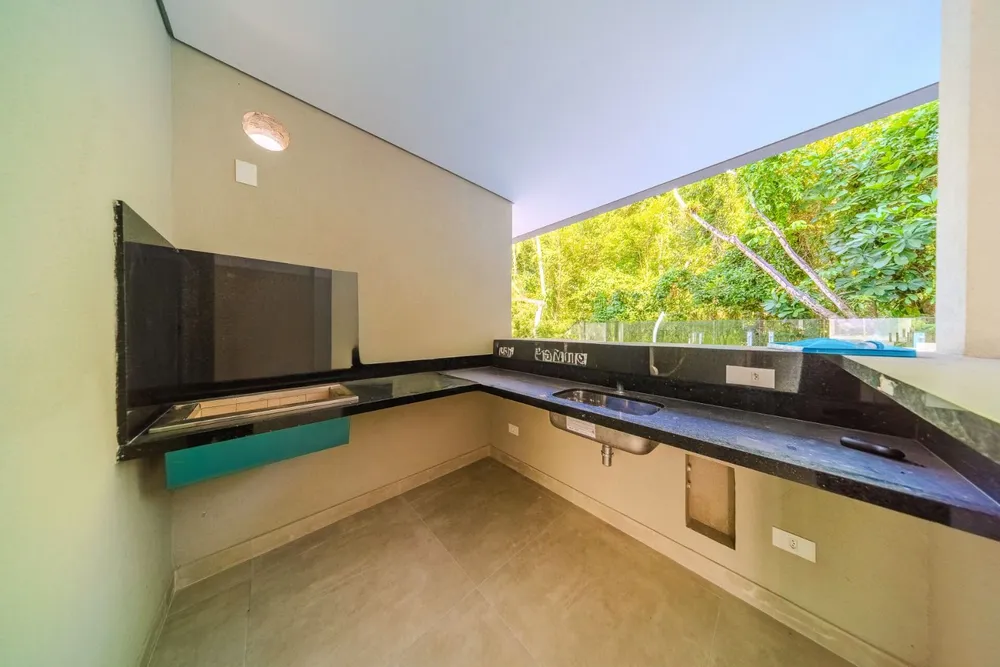 Sobrado, 6 quartos, 310 m² - Foto 2