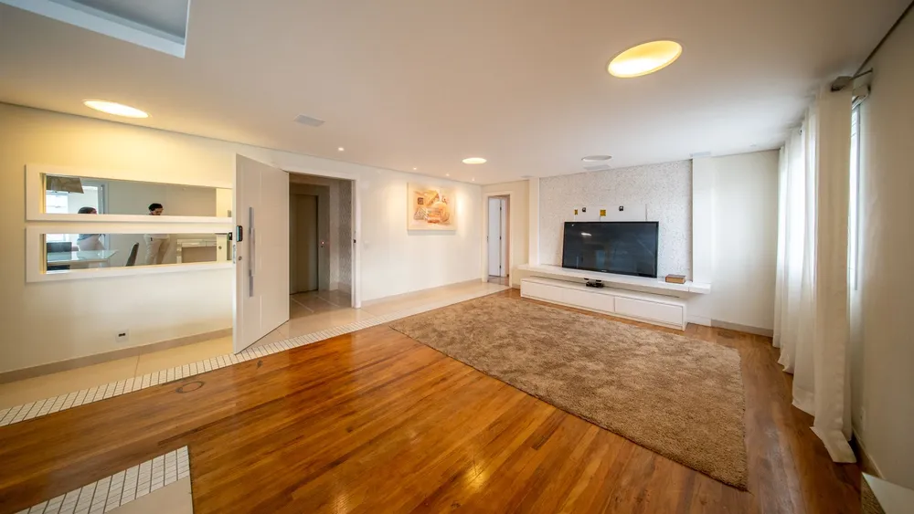 Apartamento, 3 quartos, 178 m² - Foto 1
