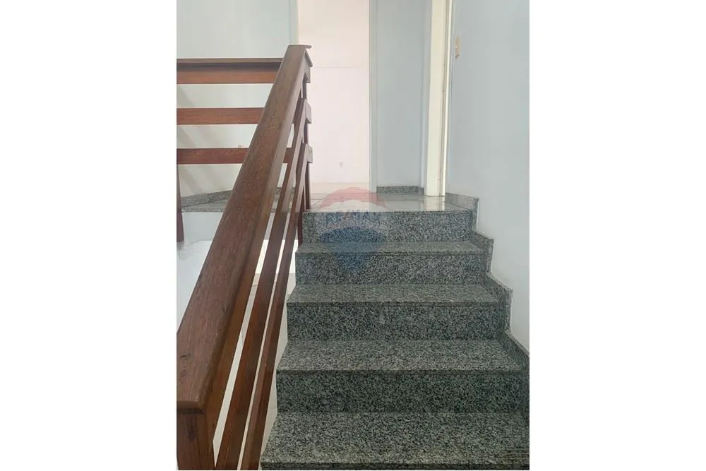 Casa, 3 quartos, 240 m² - Foto 2