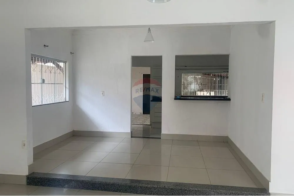 Casa, 3 quartos, 240 m² - Foto 1