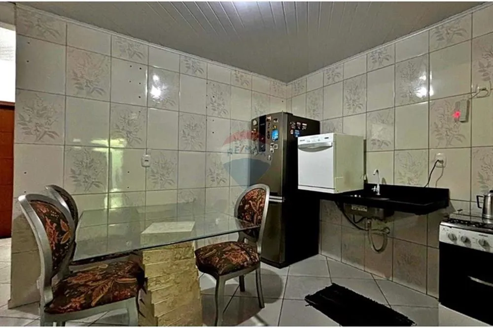 Casa, 3 quartos, 98 m² - Foto 2