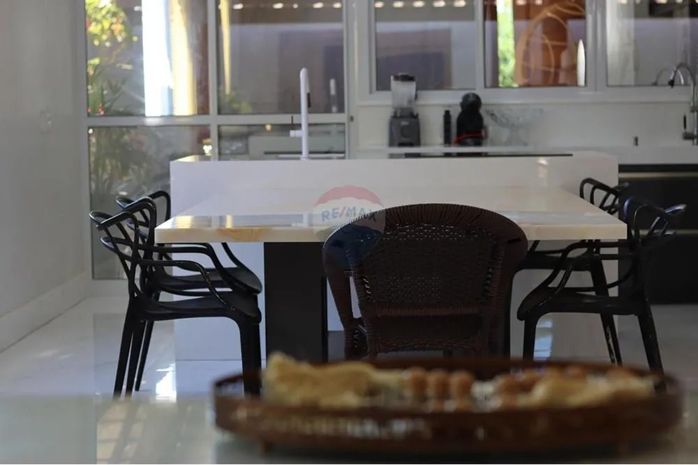 Casa, 4 quartos, 350 m² - Foto 4