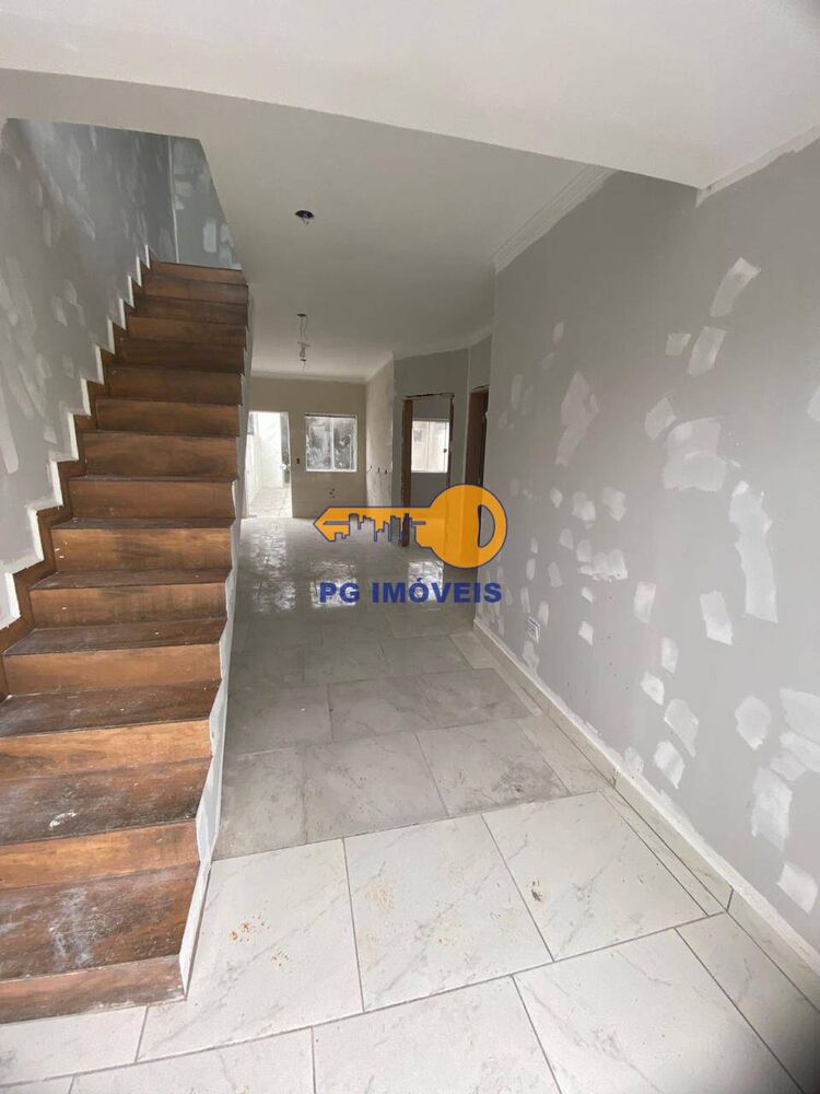 Casa, 5 quartos, 144 m² - Foto 1