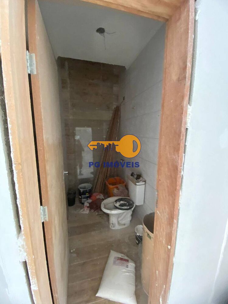 Casa, 5 quartos, 144 m² - Foto 2