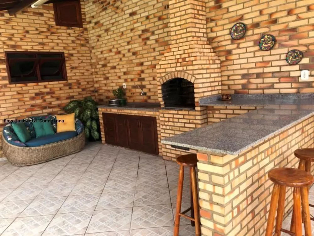 Casa à venda com 5 quartos, 160m² - Foto 7